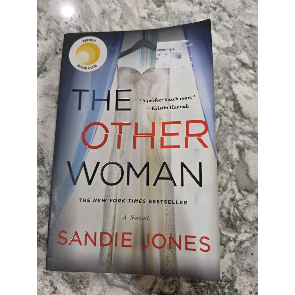 The Other Woman: A Novel - paperback, 9781250192004, Sandie Jones